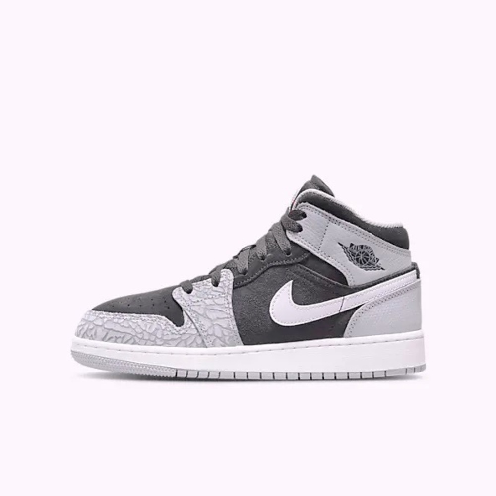 Air Jordan ones